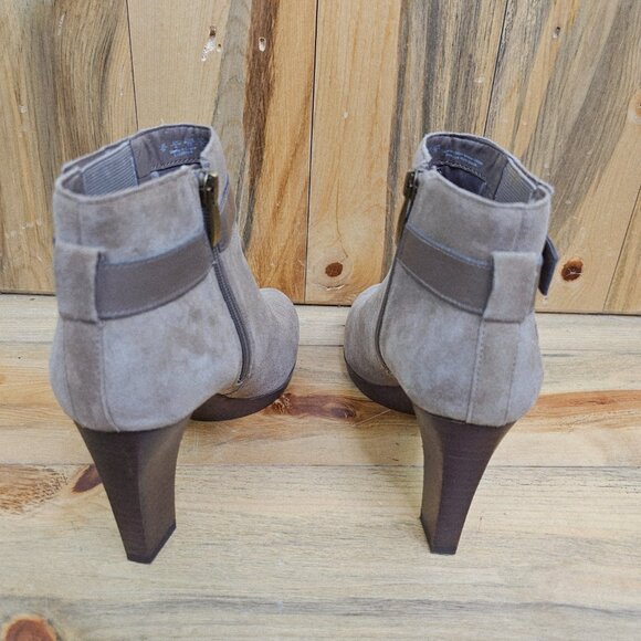 Franco Sarto Idrina Suede Ankle Boots Size 8 - Picture 4 of 6